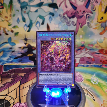 A Secret Rare "Ame No Murakumo No Mitsurugi" card from the Yugioh Legendary Modern Decks (L26D).