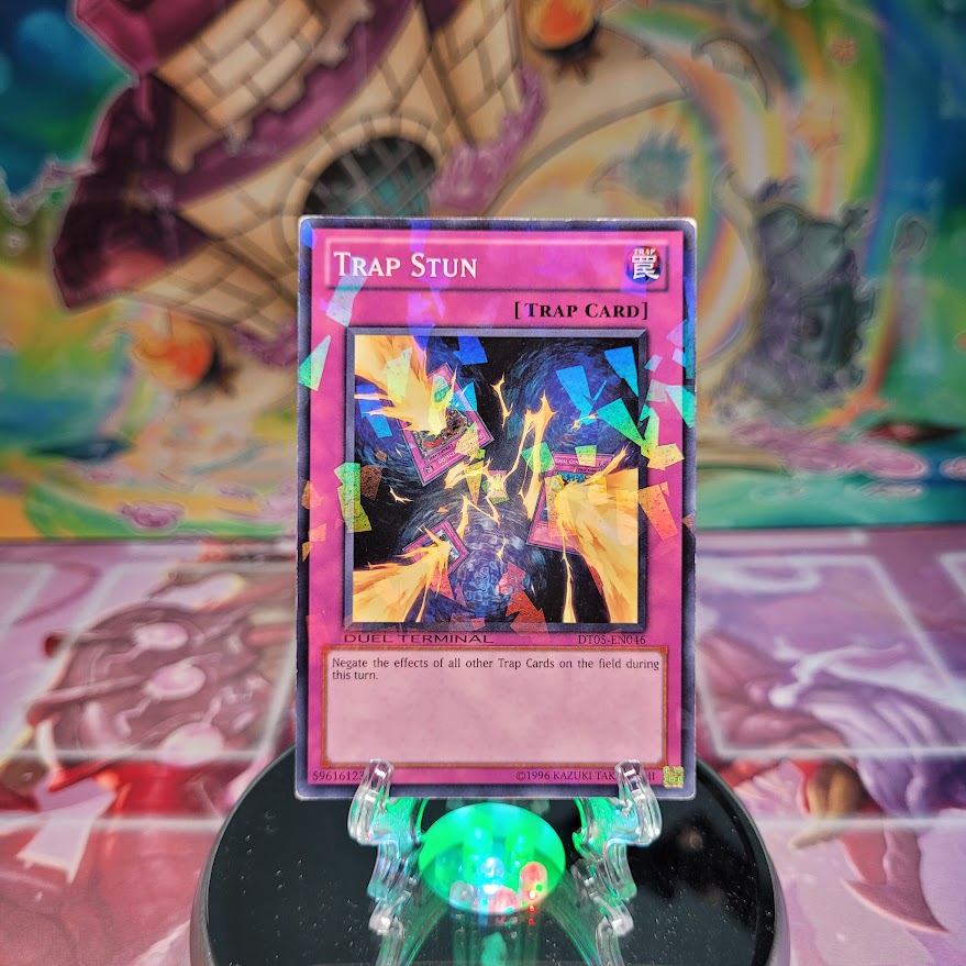 A Common Duel Terminal "Trap Stun" card from the Yugioh Set: Duel Terminal 5.