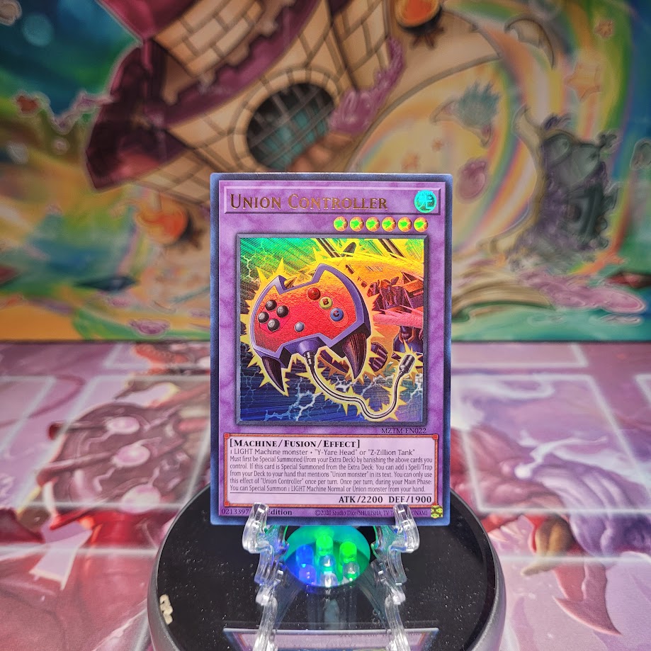 An Ultra Rare "Union Controller" card from the Yugioh Set: Maze of the Master (MZTM).