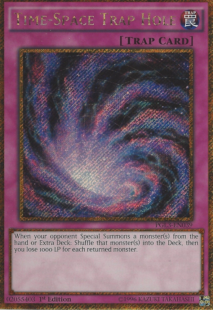 Time-Space Trap Hole [PGL3-EN039] Gold Secret Rare Yu-Gi-Oh!